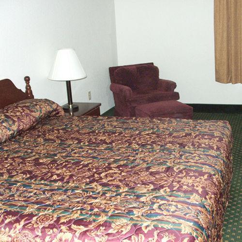 Lea County Inn Hobbs Room photo